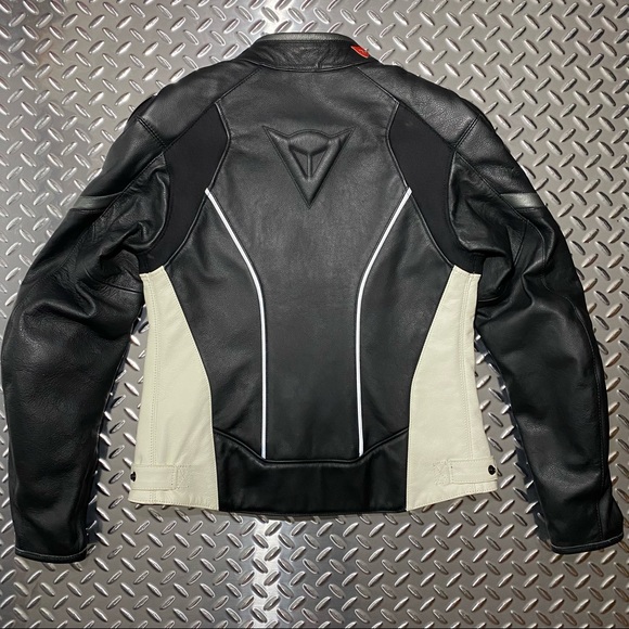 SOLD Dainese Racing D1 Leather Motorcycle Jacket Ladies - Picture 5 of 12